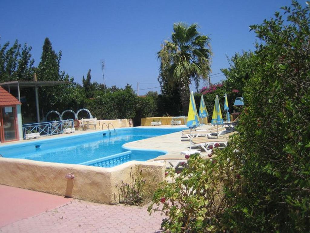 إياليسوس Villa Sofia الغرفة الصورة